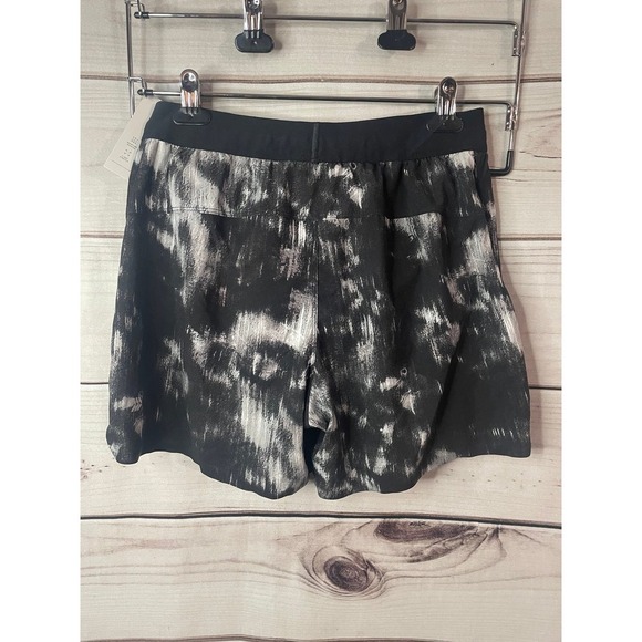 Men's All In Motion Active Shorts - Picture 2 of 5